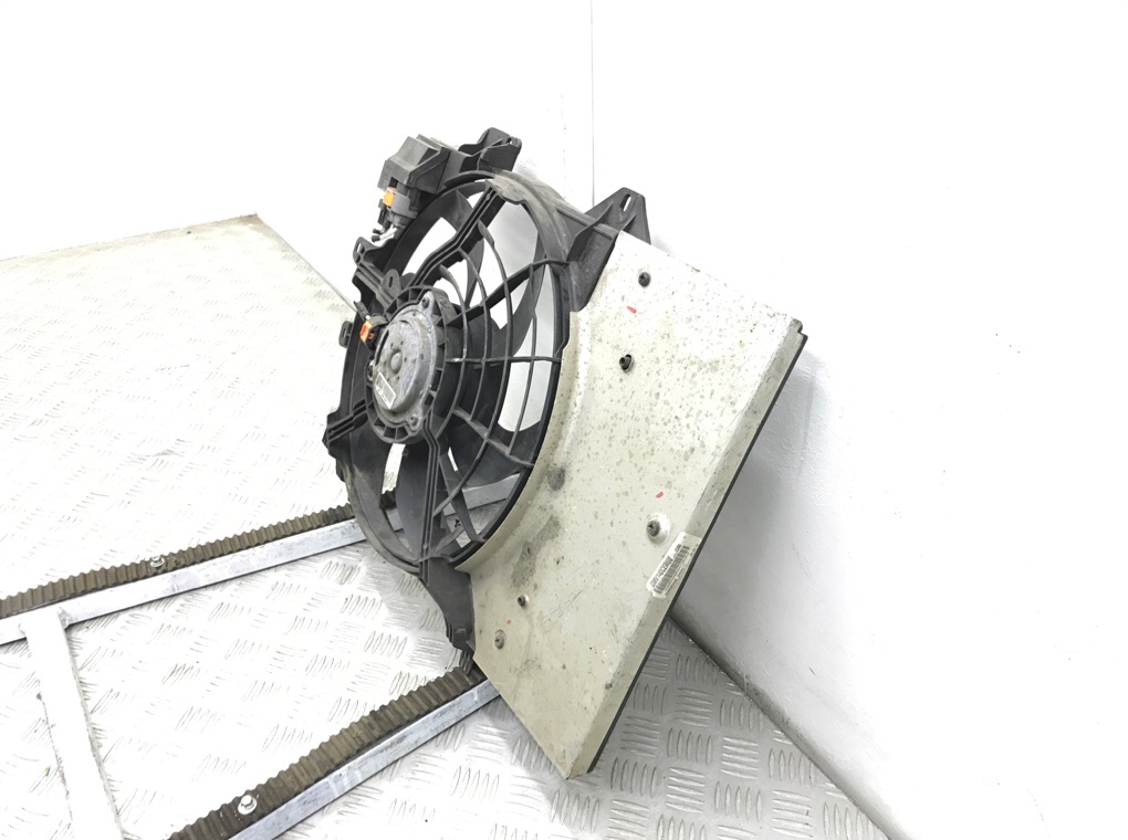 Вентилятор радиатора бу для Citroen C3 2 1.6 HDi,  2011 г.