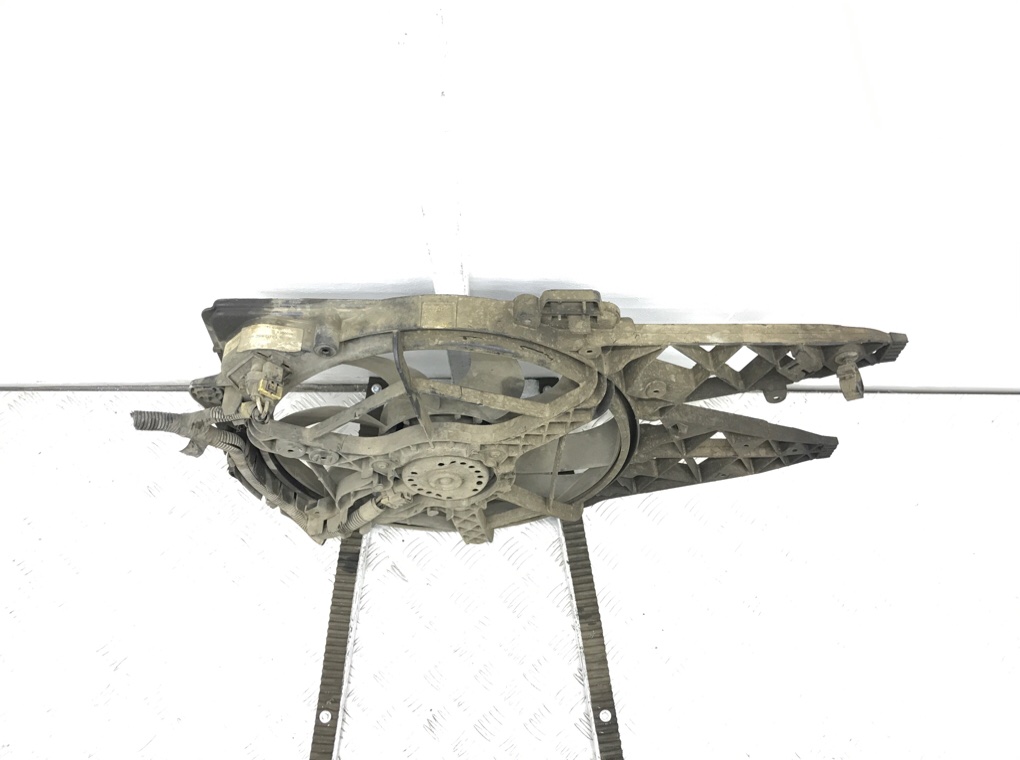 Вентилятор радиатора бу для Fiat Doblo 2 1.3 JTD,  2015 г.