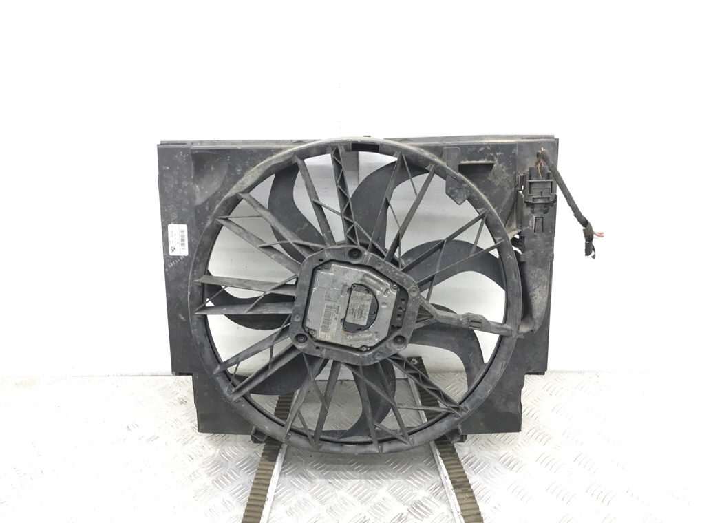 Вентилятор радиатора бу для BMW 5 E60/E61 2.0 TD, 2007 г.