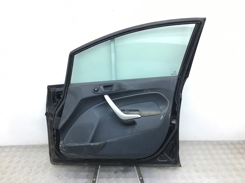 Дверь передняя правая бу для Ford Fiesta 6 1.4 i,  2009 г.