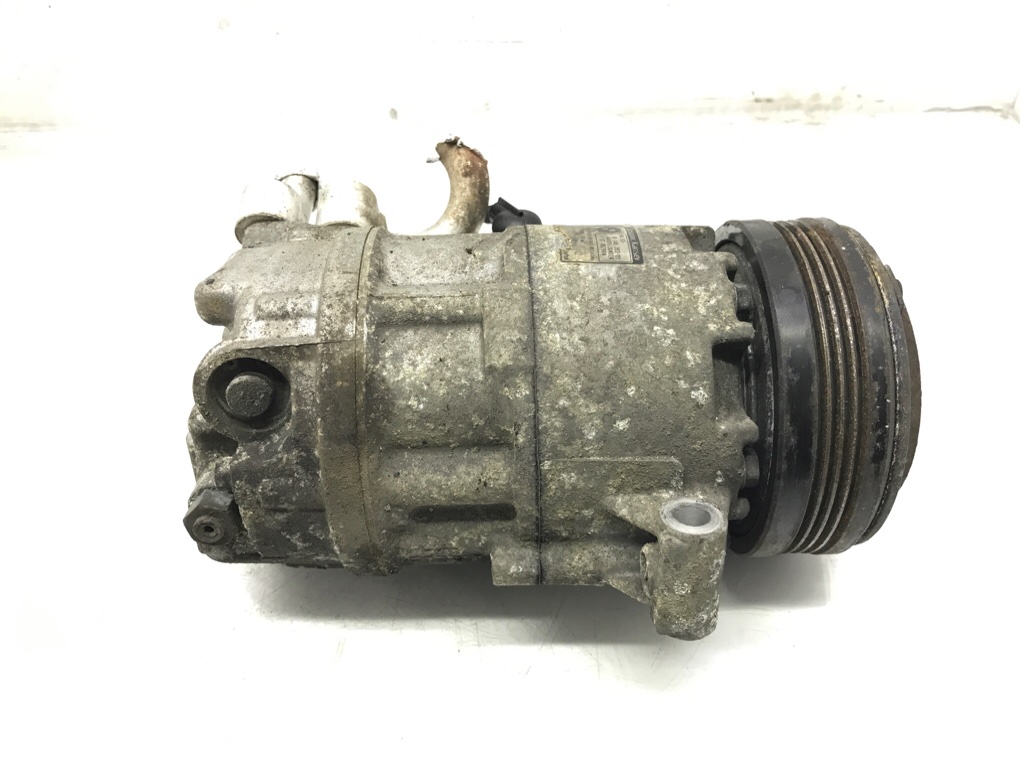 Компрессор кондиционера бу для BMW X3 E83 2.0 TD,  2007 г.