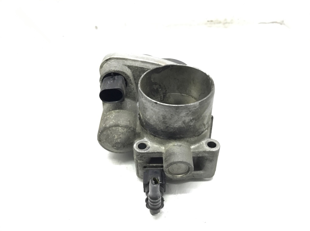 Заслонка дроссельная бу для Renault Clio 3 1.4 i, 2006 г. Заслонка дроссельная бу для Renault Clio 3 1.4 i, 2006 г.