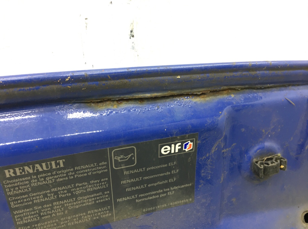 Капот бу для Renault Trafic 2 2.0 CDTi, 2007 г. Капот бу для Renault Trafic 2 2.0 CDTi, 2007 г.