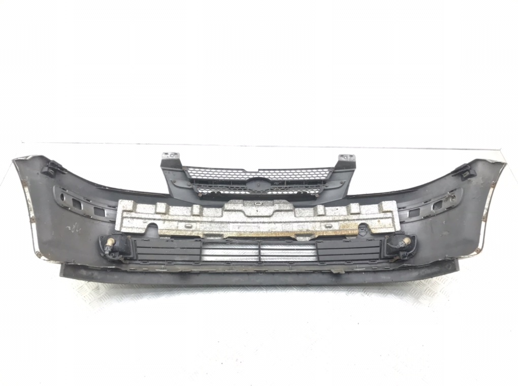 Бампер передний бу для Hyundai Getz 1 1.1 i,  2003 г.