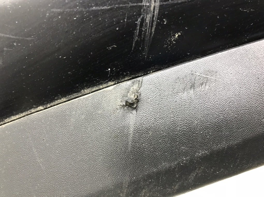 Бампер передний бу для Opel Astra H 1.8 i,  2010 г.