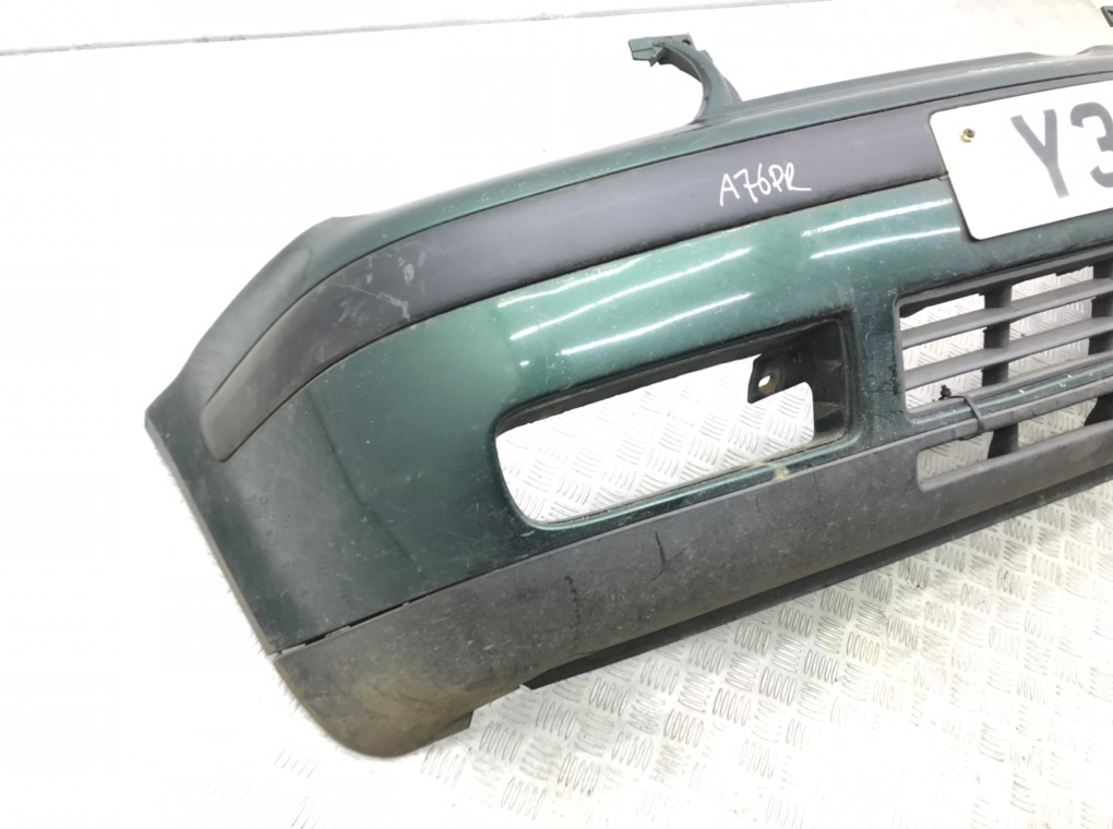 Бампер передний бу для Volkswagen Golf 4 1.9 TDi, 2001 г. Бампер передний бу для Volkswagen Golf 4 1.9 TDi, 2001 г.