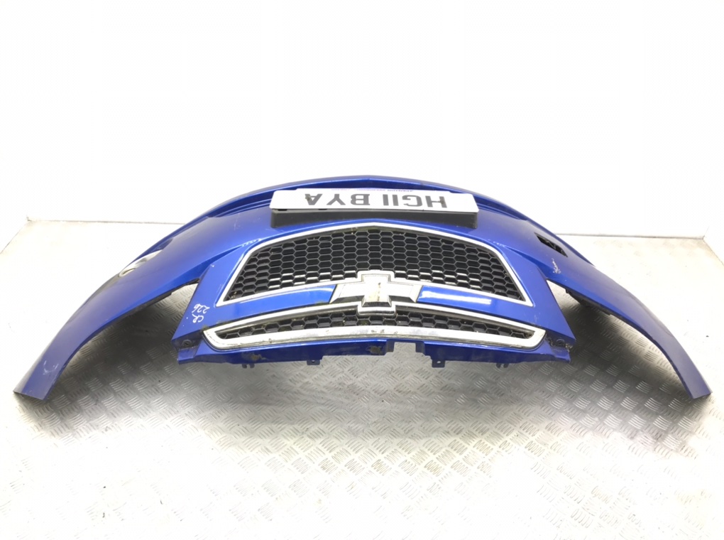 Бампер передний бу для Chevrolet Spark 3 1.2 i,  2011 г.