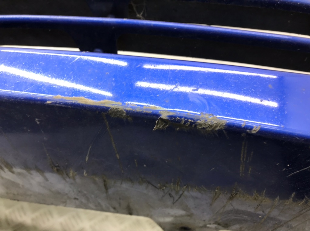 Бампер передний бу для Chevrolet Spark 3 1.2 i,  2011 г.