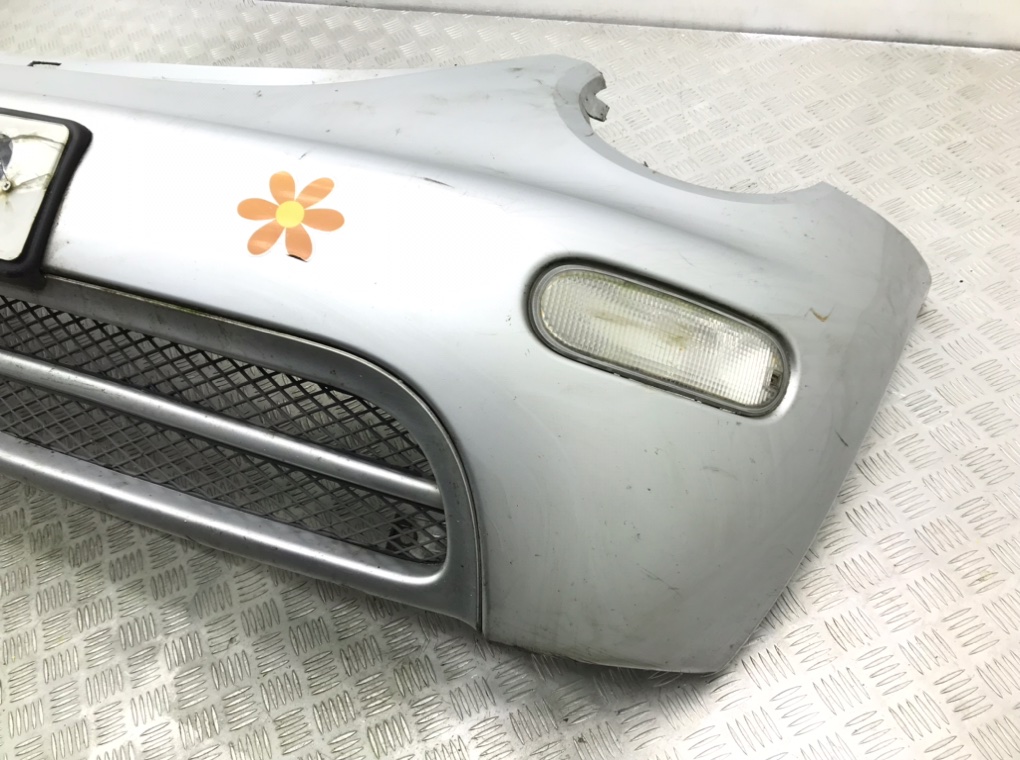 Бампер передний бу для Volkswagen Beetle  2.0 i,  2004 г.