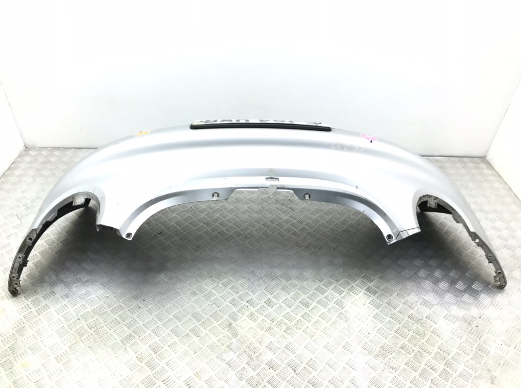 Бампер передний бу для Volkswagen Beetle  2.0 i,  2004 г.