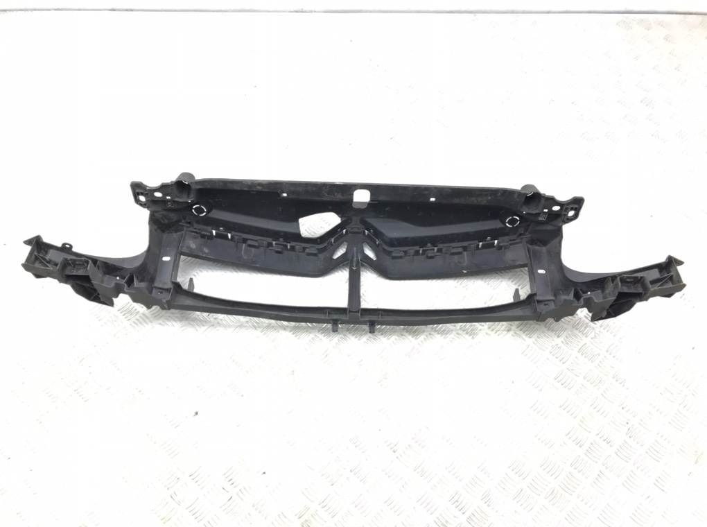 Кронштейн крепления бампера переднего бу для Citroen C4 2 1.6 HDi, 2011 г. Кронштейн крепления бампера переднего бу для Citroen C4 2 1.6 HDi, 2011 г.