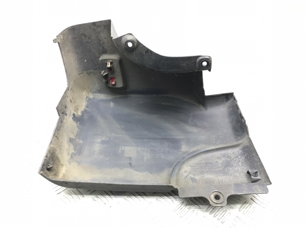 Клык бампера задний левый бу для Nissan NV400 1 2.3 DCi, 2017 г. Клык бампера задний левый бу для Nissan NV400 1 2.3 DCI, 2017 г.