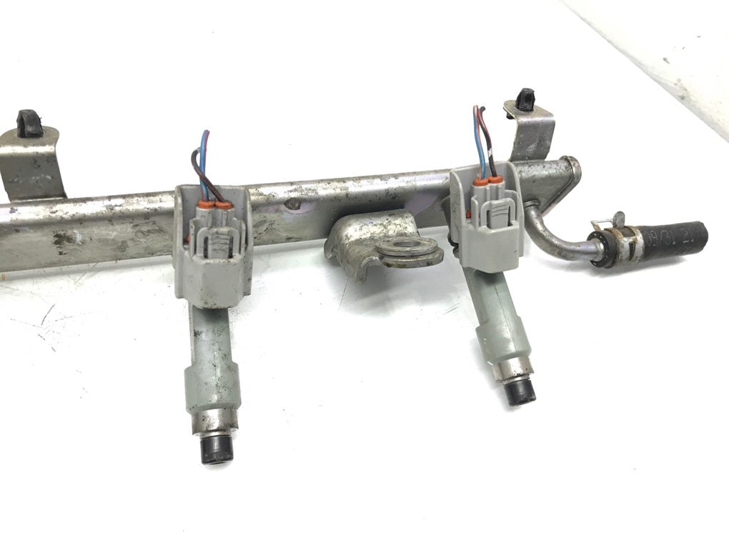 Топливная рампа бу для Suzuki Swift 1.3 i, 2009 г. Топливная рампа бу для Suzuki Swift 1.3 i, 2009 г.