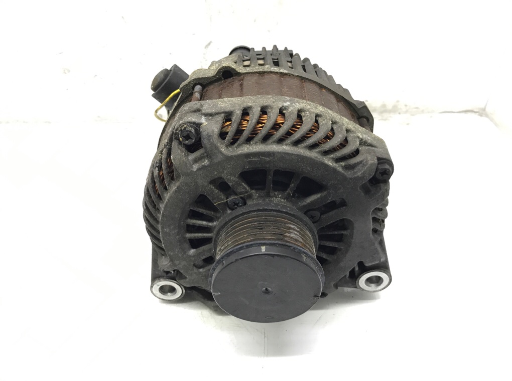 Генератор бу для Peugeot 407 2.0 HDi, 2006 г.