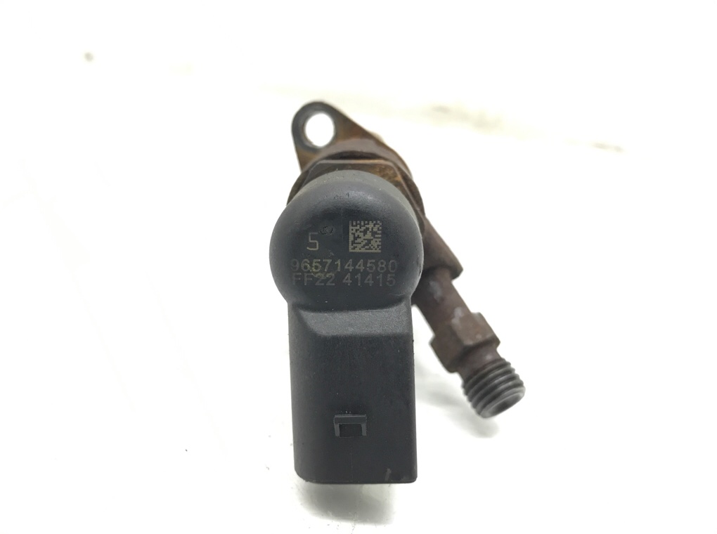 Форсунка бу для Peugeot 407  2.0 HDi,  2006 г.