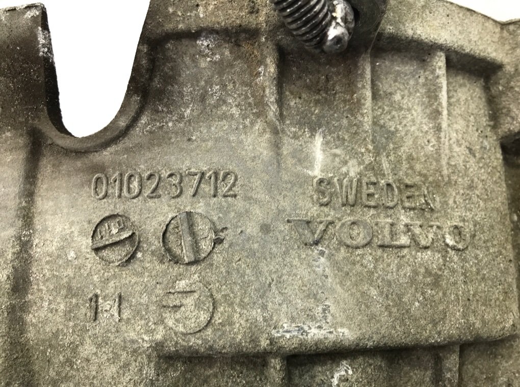 КПП механическая (МКПП) бу для Volvo V40 1 2.0 i,  1999 г.