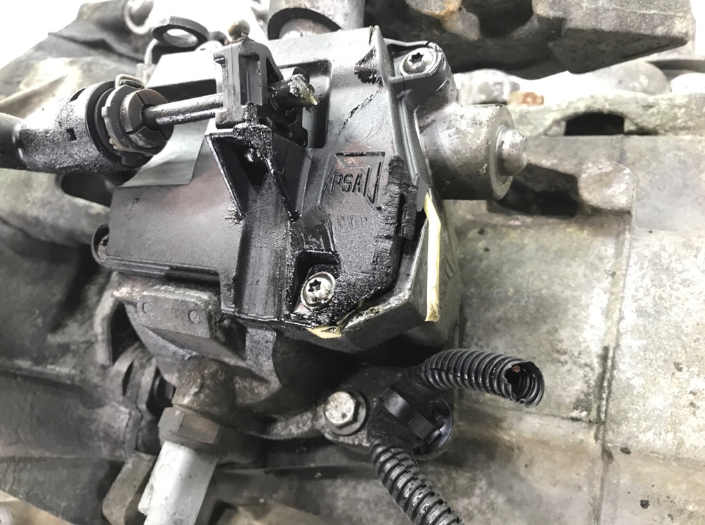 КПП механическая (МКПП) бу для Peugeot 308 T7 1.6 HDi,  2009 г.