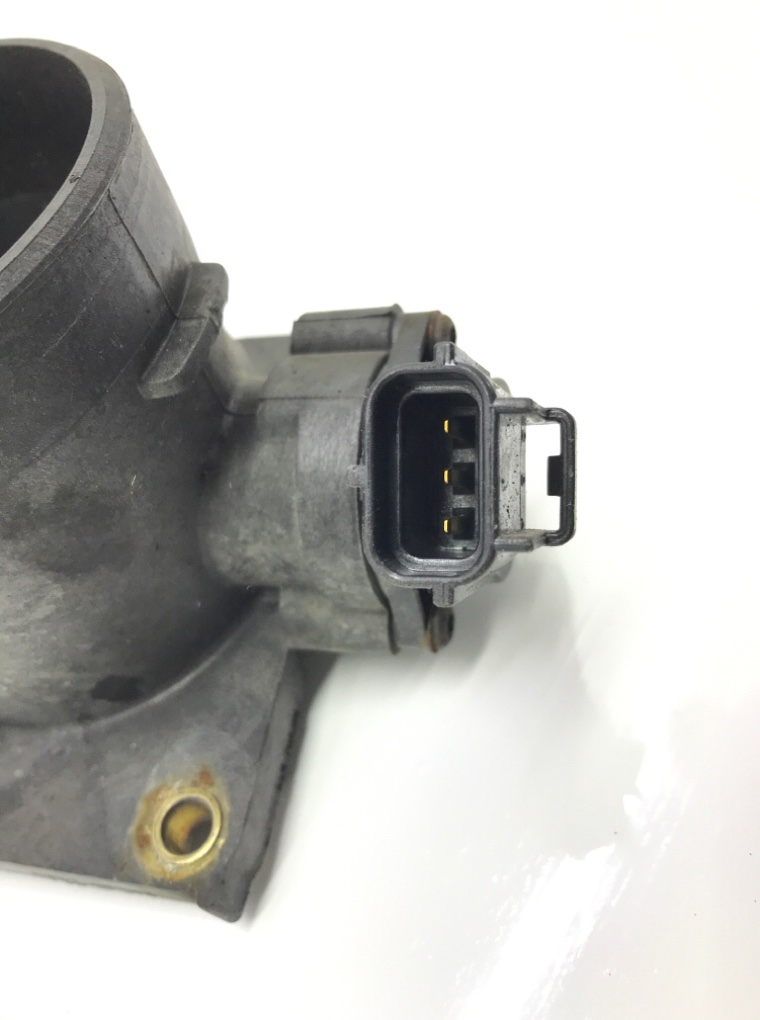 Заслонка дроссельная бу для Ford Mondeo 3 2.0 i,  2005 г.