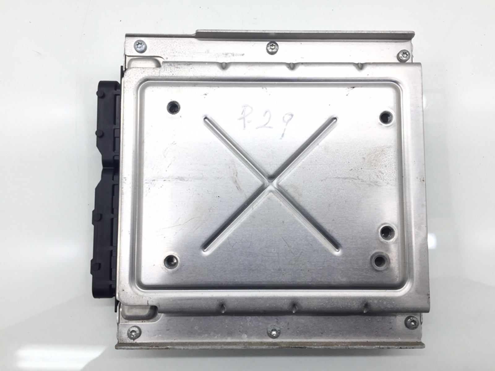 Блок управления двигателем бу для Hyundai Coupe 2.0 i, 2009 г. Блок управления двигателем бу для Hyundai Coupe 2.0 i, 2009 г.