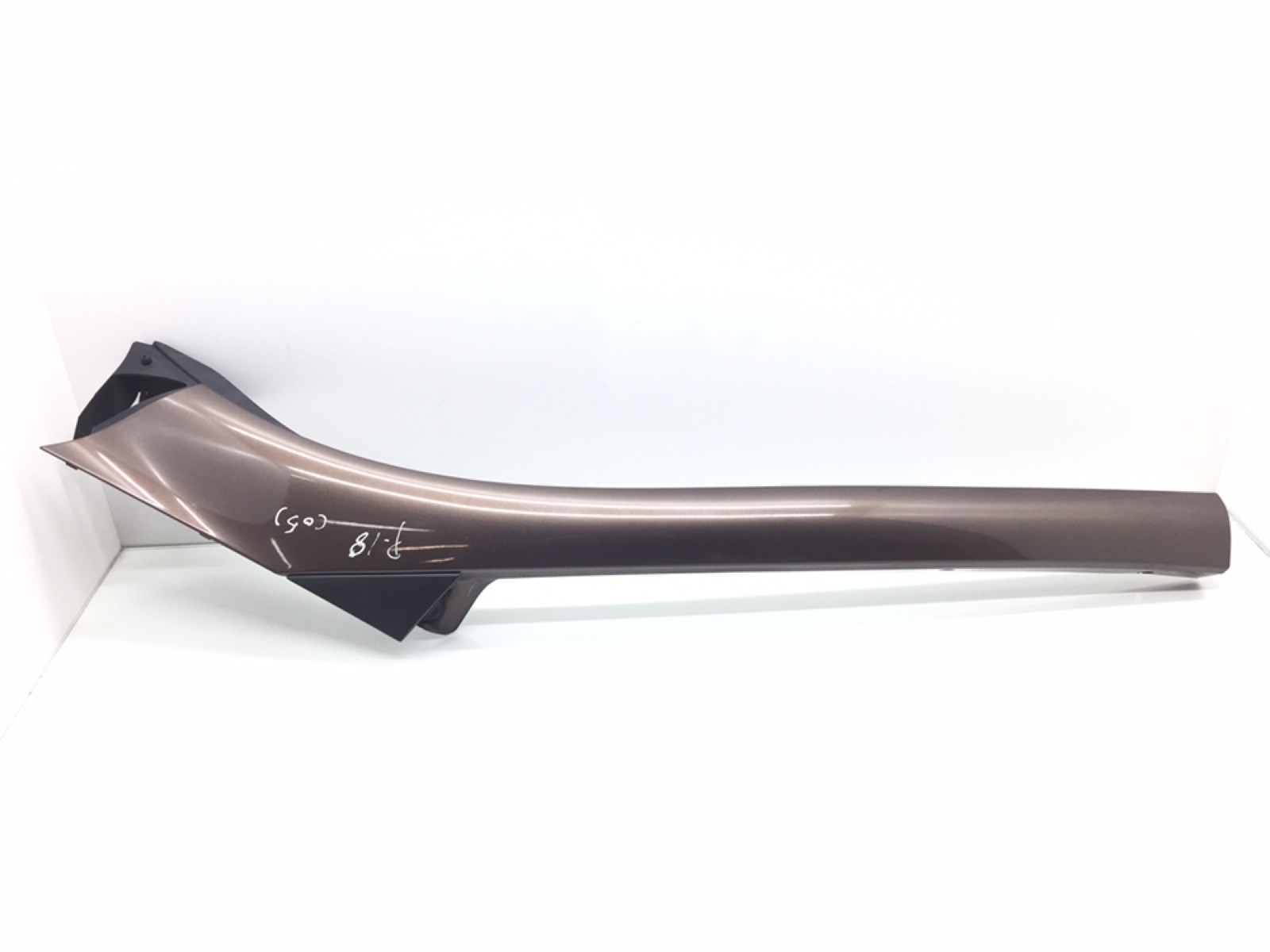 Молдинг стекла лобового бу для Renault Grand Scenic 3. 1.5 DCi, 2009 г.